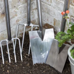 Burgon & Ball Square Border Spade -Bestway Garden Sales Store burgon ball square border spade5019360008637 02i bq