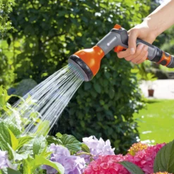 Gardena 3 Function Hose Spray Gun -Bestway Garden Sales Store gardena 3 function hose spray gun4066407004382 02i bq