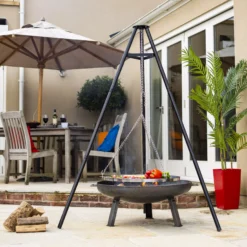 La Hacienda Tripod Hanging Grill -Bestway Garden Sales Store la hacienda tripod hanging grill5055025586126 02i bq