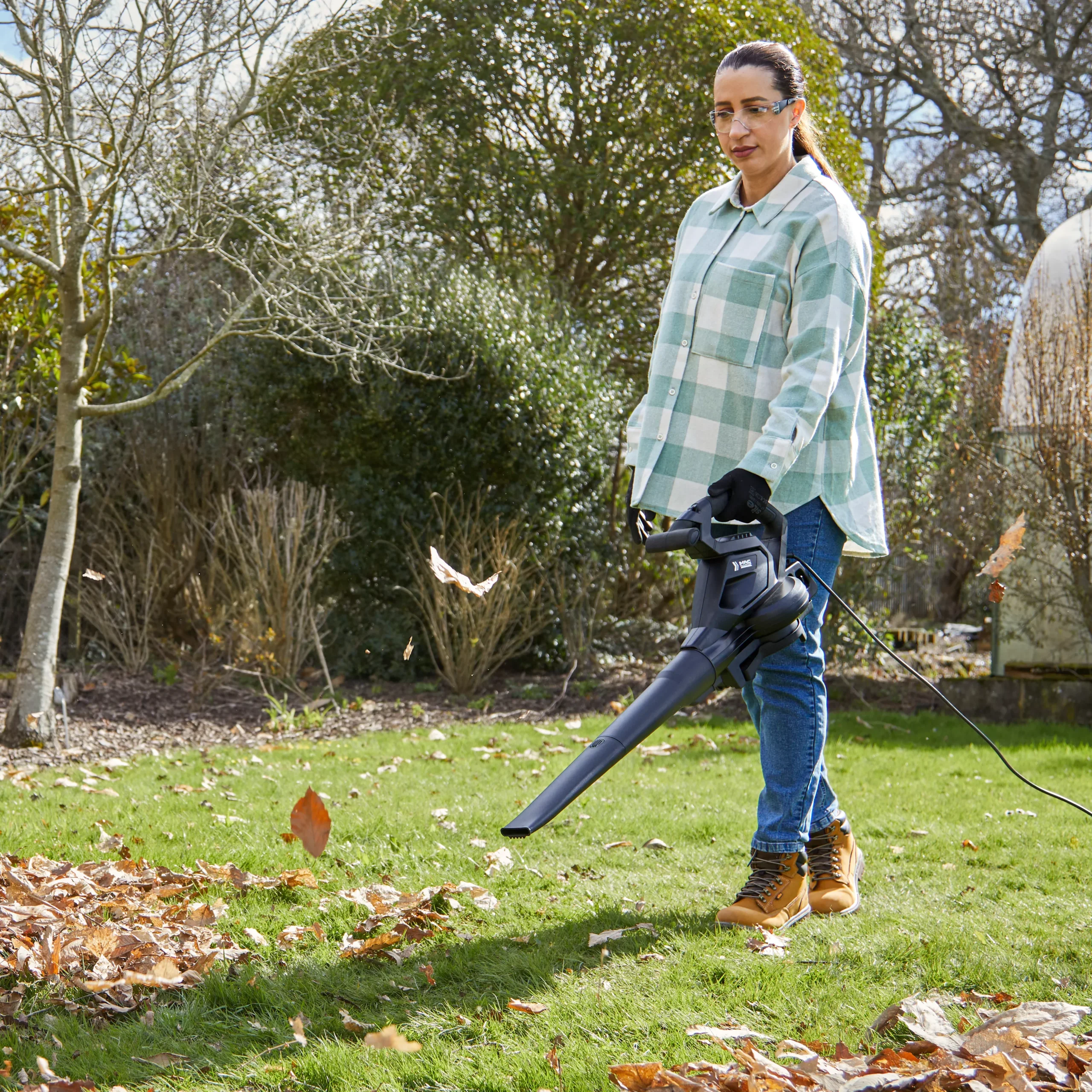 Mac Allister Corded 3000W 230-240V Garden Blower & Vacuum - Image 8