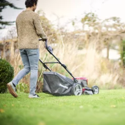 Mountfield Freedom500 Empress 46 Li Kit Cordless 48V Rotary Lawnmower 19 Mountfield Freedom500 Empress 46 Li Kit Cordless 48V Rotary Lawnmower -Bestway Garden Sales Store mountfield freedom500 empress 46 li kit cordless 48v rotary lawnmower8008984854352 02i bq