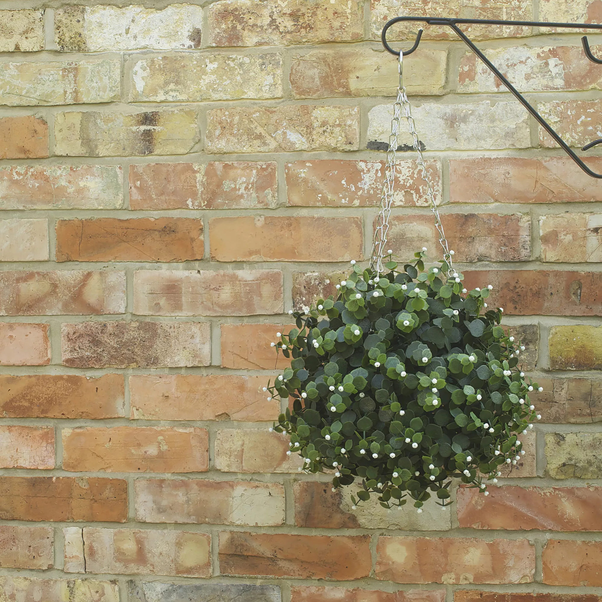 Smart Garden White Flower Artificial Topiary Ball 3 Smart Garden White Flower Artificial Topiary Ball - Image 3